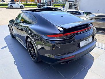 Porsche Panamera — photo 8