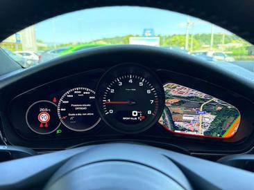 Porsche Panamera — photo 15
