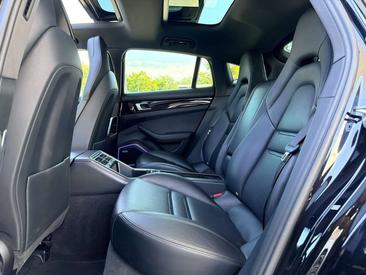 Porsche Panamera — photo 19