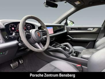 Porsche Cayenne III GTS — photo 16