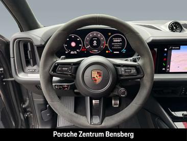 Porsche Cayenne III GTS — photo 18