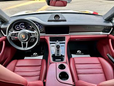 Porsche Panamera GTS — photo 12