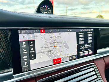 Porsche Panamera GTS — photo 26