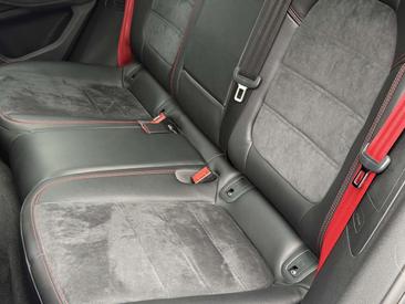 Porsche Macan GTS — photo 26