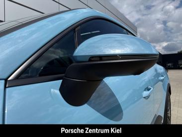 Porsche Macan Electric — photo 24