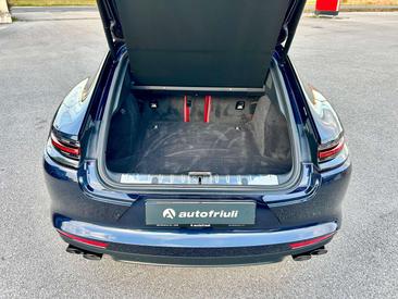 Porsche Panamera GTS — photo 37