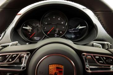 Porsche 718 Cayman T — photo 24