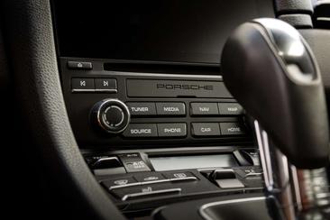 Porsche 718 Cayman T — photo 28