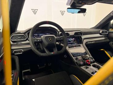 Lamborghini Urus Performante — photo 6