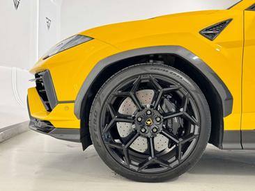 Lamborghini Urus Performante — photo 10