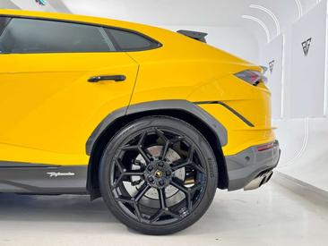 Lamborghini Urus Performante — photo 11