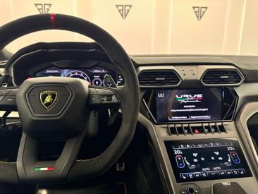 Lamborghini Urus Performante — photo 15