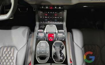 Lamborghini Urus SE — photo 11