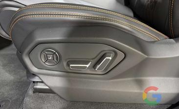 Lamborghini Urus SE — photo 13