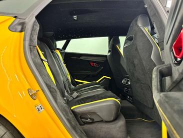 Lamborghini Urus Performante — photo 31