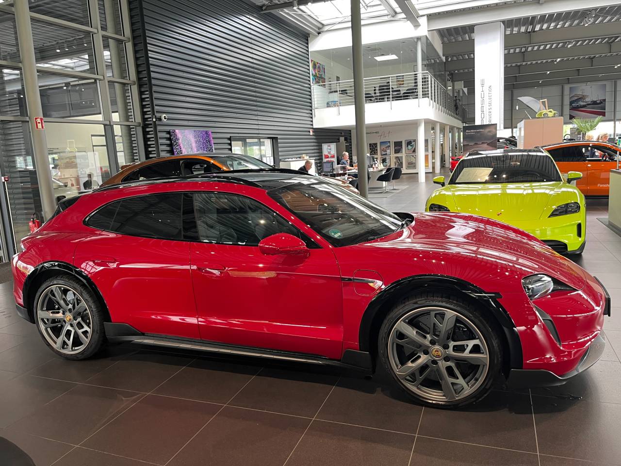 Porsche Taycan Turbo S Cross Turismo - 2023 - Joinsteer - #2