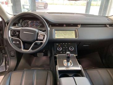 Land Rover Range Rover Evoque P300 — photo 9