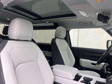 Land Rover Defender 90 Hard Top D250 — photo 12