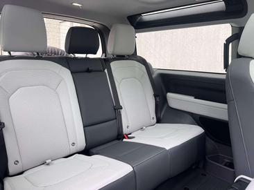 Land Rover Defender 90 Hard Top D250 — photo 13