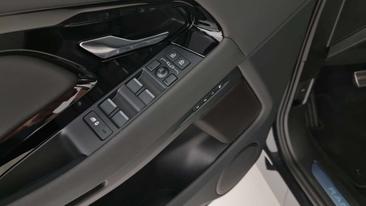 Land Rover Range Rover Evoque D165 — photo 22