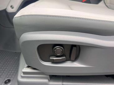 Land Rover Defender 90 Hard Top D250 — photo 19