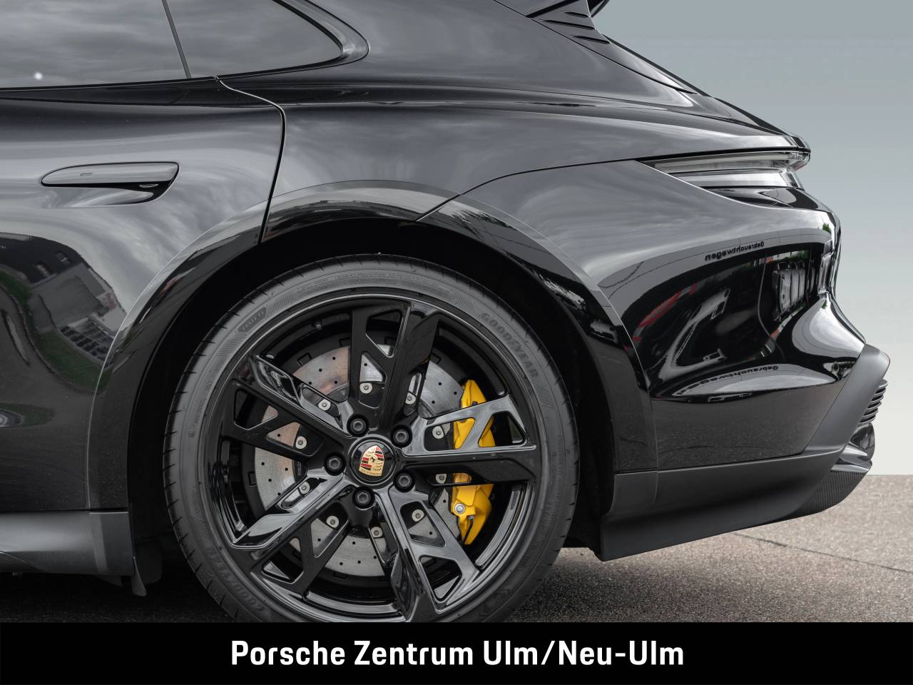 Porsche Taycan Turbo S Cross Turismo - 2022 - Joinsteer - #7