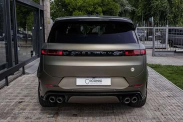 Land Rover Range Rover Sport SV — photo 10
