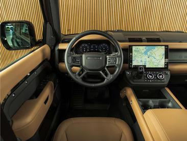 Land Rover Defender 130 D300 MHEV — photo 12