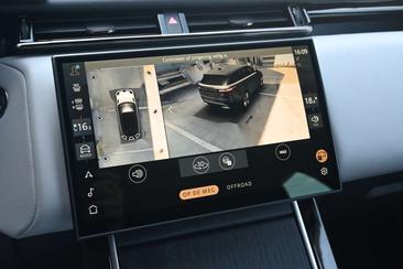 Land Rover Range Rover Velar P400e — photo 31