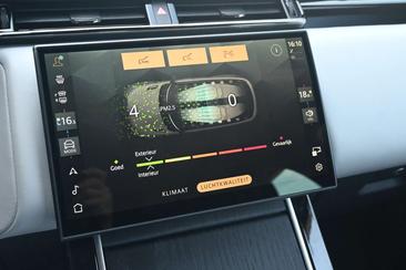 Land Rover Range Rover Velar P400e — photo 35