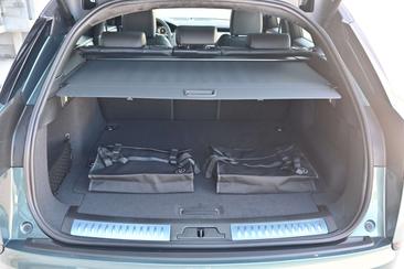 Land Rover Range Rover Velar P400e — photo 36