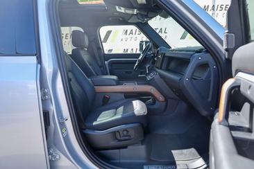 Land Rover Defender 130 Outbound — photo 9