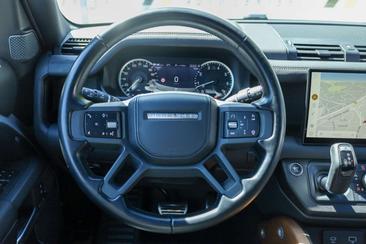 Land Rover Defender 130 Outbound — photo 16