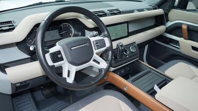 Land Rover Defender 110 Hard Top D250