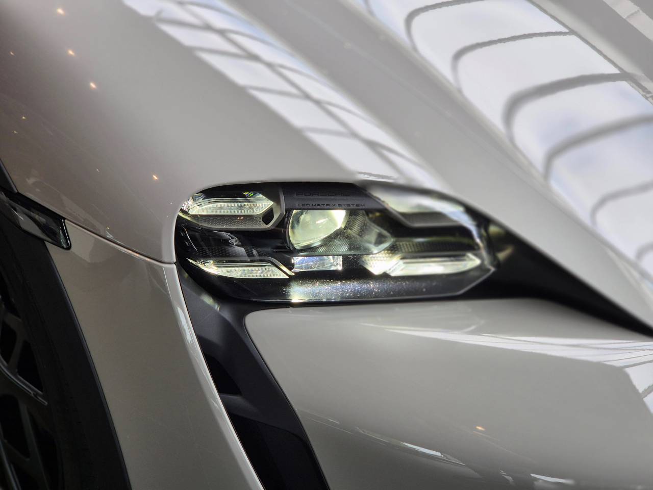 Porsche Taycan 4 Cross Turismo - 2023 - Joinsteer - #14