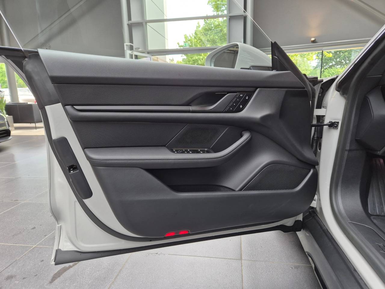 Porsche Taycan 4 Cross Turismo - 2023 - Joinsteer - #16