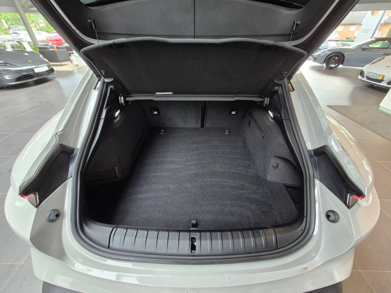 Porsche Taycan 4 Cross Turismo - 2023 - Joinsteer - #36