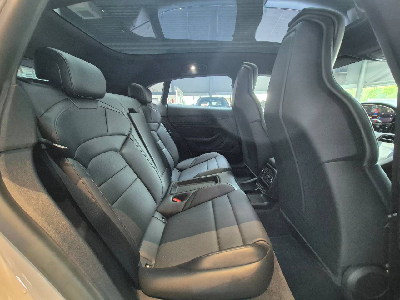 Porsche Taycan 4 Cross Turismo - 2023 - Joinsteer - #39