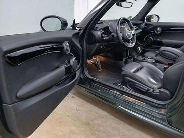Mini Cabriolet Cabriolet John Cooper Works — photo 4