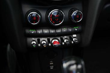 Mini Cabriolet Cabriolet John Cooper Works — photo 20