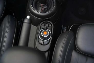 Mini Cabriolet Cabriolet John Cooper Works — photo 22