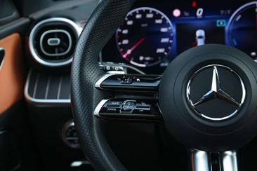Mercedes Classe C Berline 300 E — photo 17