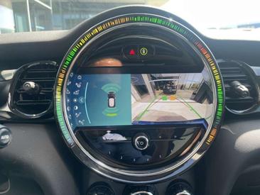 Mini 3 Portes Berline Cooper SE — photo 15