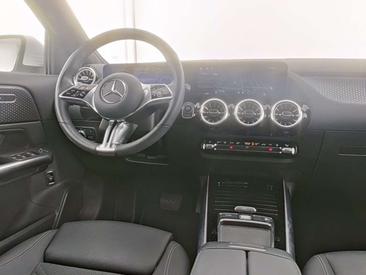 Mercedes EQA 350 — photo 5