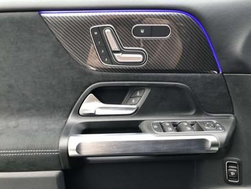 Mercedes GLB 200d — photo 16