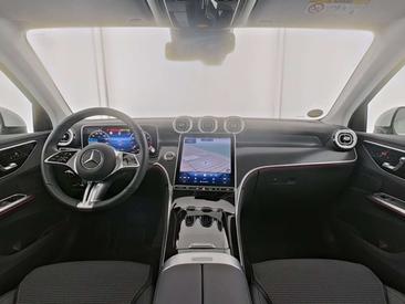 Mercedes GLC 200 4MATIC — photo 4