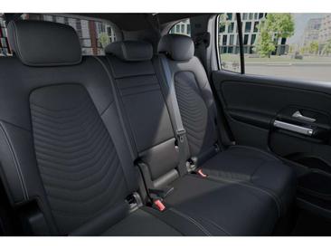Mercedes EQB 300 4MATIC — photo 10