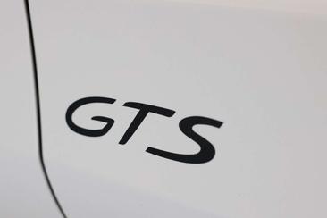 Porsche Panamera Sport Turismo GTS — photo 8