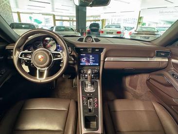 Porsche 911 Targa Targa 4S — photo 28