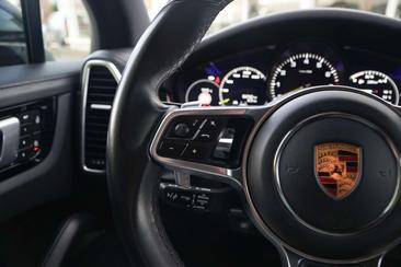 Porsche Cayenne III E-Hybrid — photo 16